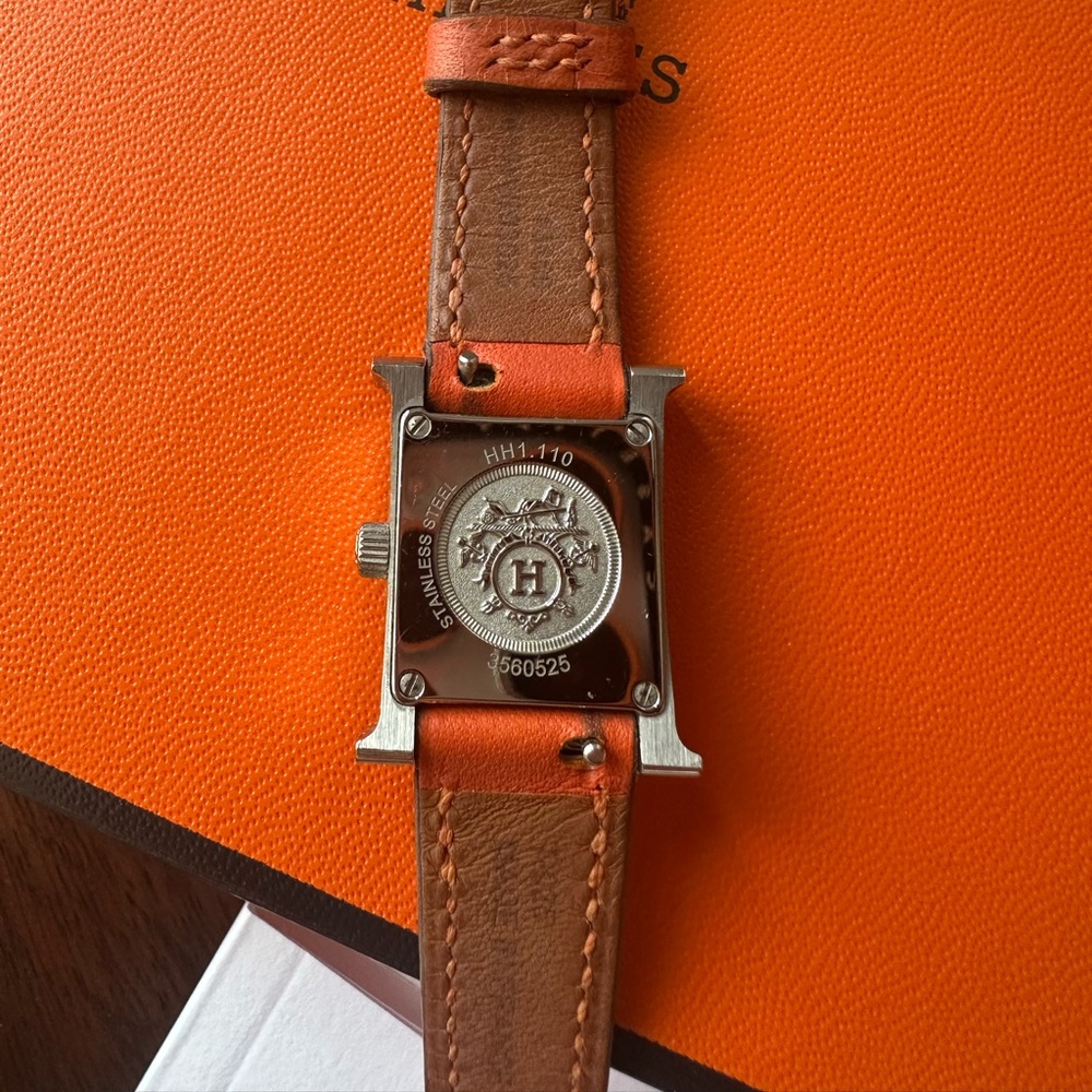 Hermès Orange Leather Watch - Picture 4 of 7